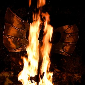 Dragons et tabouret