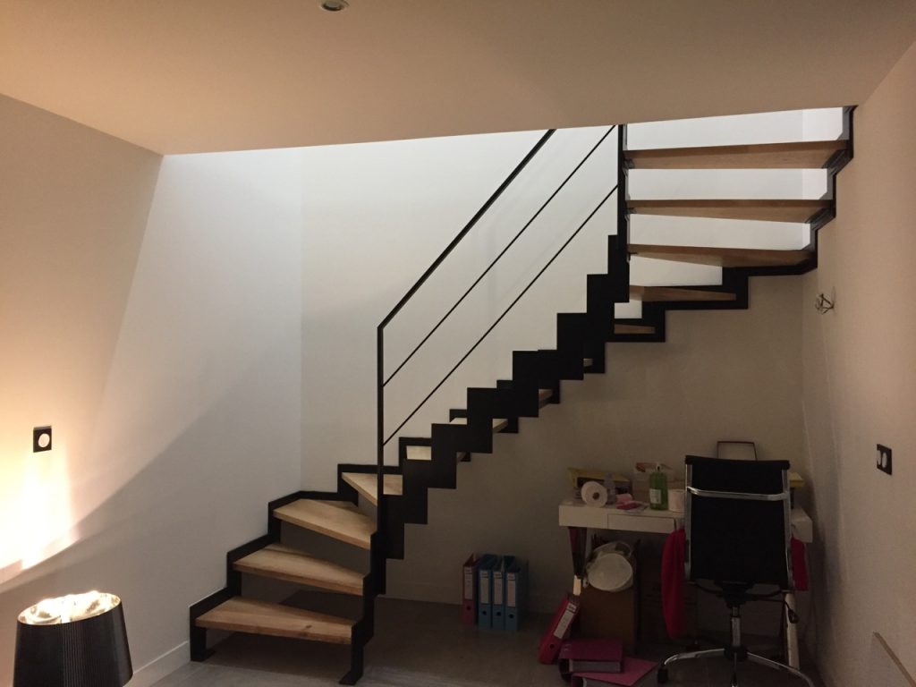 Escalier limons en escalier