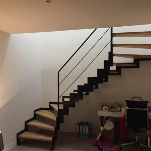 Escalier limons en escalier