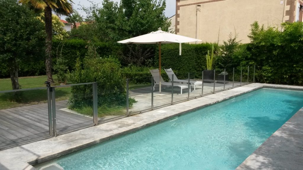 Garde corps de piscine