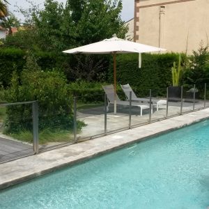 Garde corps de piscine