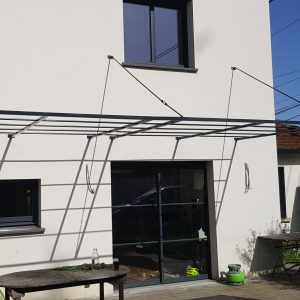 Pergola suspendue