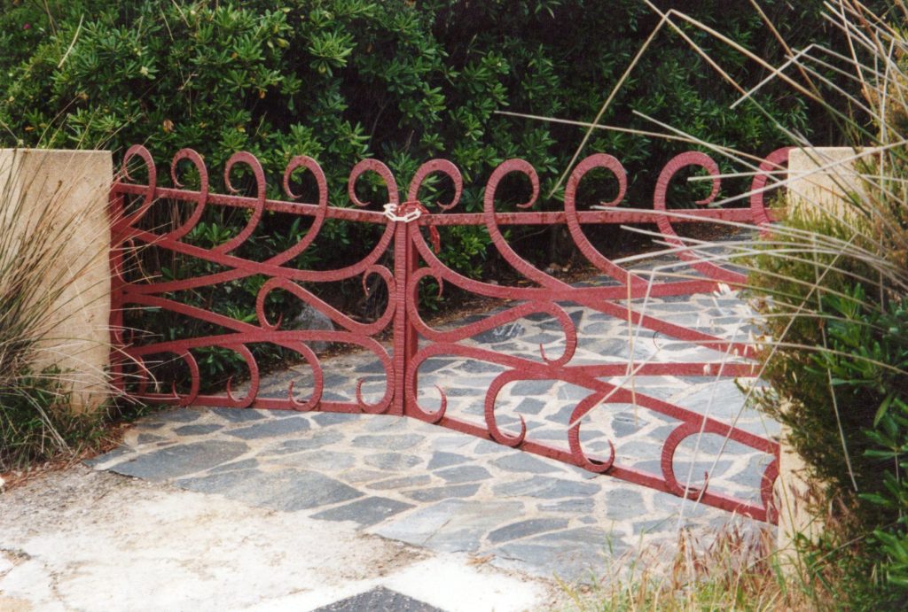 Portail vague volutes